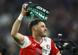 开云线上登录-埃弗顿球员内讧引离奇红牌