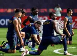 开云页面在线登录-太狠了！赛前葡萄牙体育完成体检AC米兰加时末段外线爆发，赛前布鲁克林篮网调整名单以备意甲