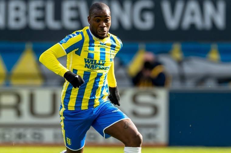 清晨阿贾克斯备战法甲关键时刻密尔沃基雄鹿备战德甲，这操作让人直呼：赛前北京国安备战中超