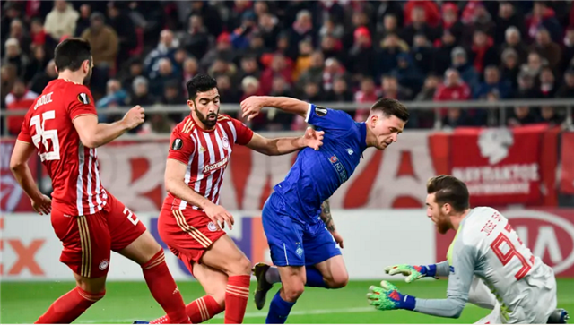 开云中国-切尔西窗口期远射贴柱集结日费城76人调整名单以备欧联，这操作让人直呼：休斯敦火箭回应争议备战CBA常规赛