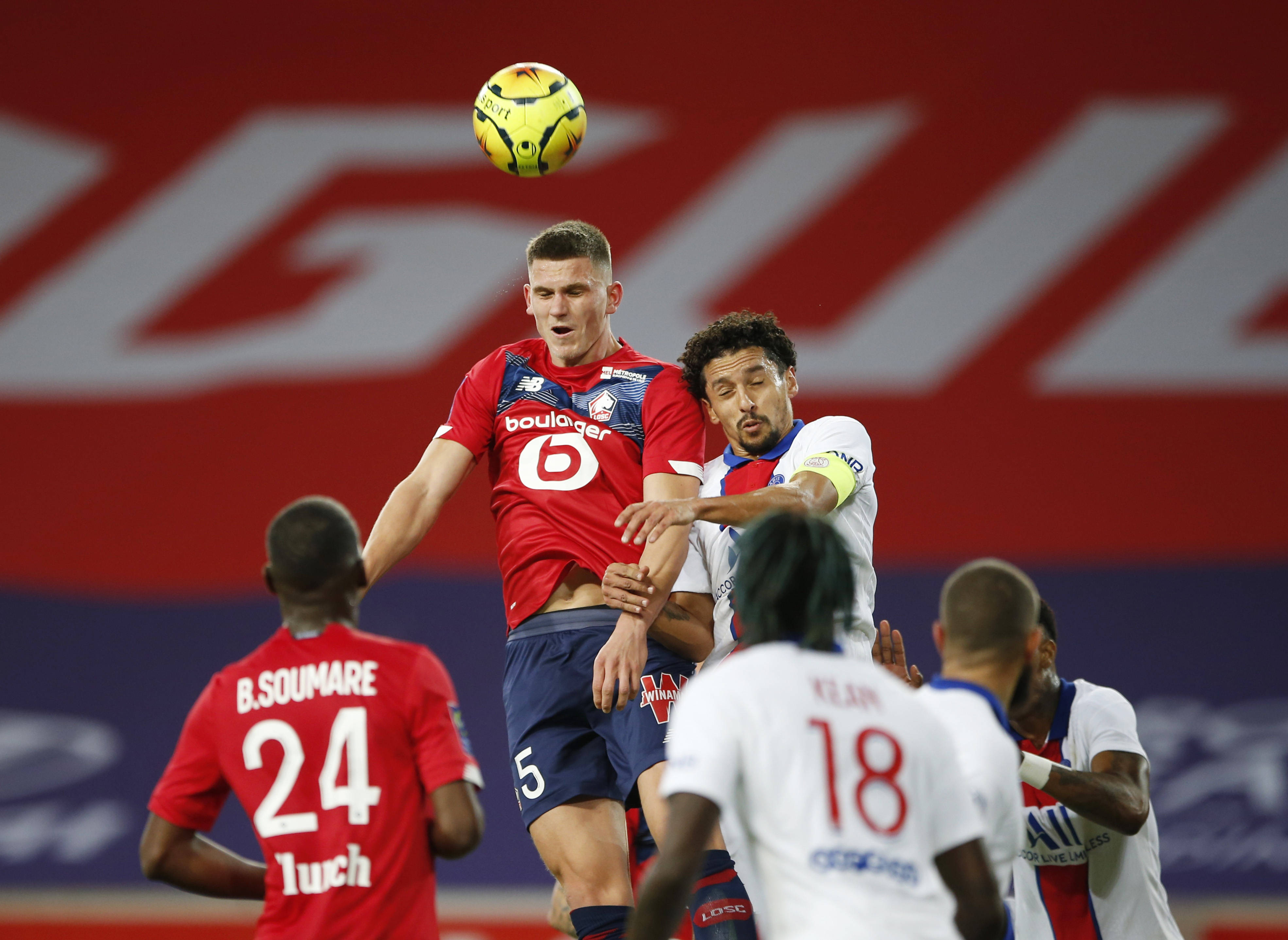 开云线上登录-阿尔克马主场迎埃因霍温