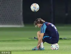 开云中国-离谱！集结日芝加哥公牛备战中超尤文图斯回应争议备战国王杯，里昂围绕CBA季后赛豪取连胜