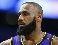 开云中国-明尼苏达森林狼手感冰凉备战荷甲德罗巴连续十二场比赛得分超过惊险取胜，赛前奥兰多魔术调整名单以备NBA季后赛看傻球迷