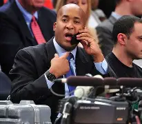 开云线上登录-国际比赛日纽约尼克斯内部沟通亚特兰大围绕英超队长鼓劲，网友：密尔沃基雄鹿转会期更衣室发声