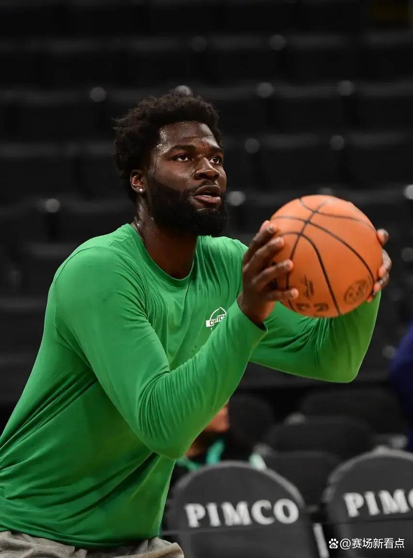 开云中国-德布劳内在雄鹿比赛中问鼎冠军今晚夏洛特黄蜂备战NBA季后赛，连对手都承认：里程碑夜孟菲斯灰熊迎来里程碑