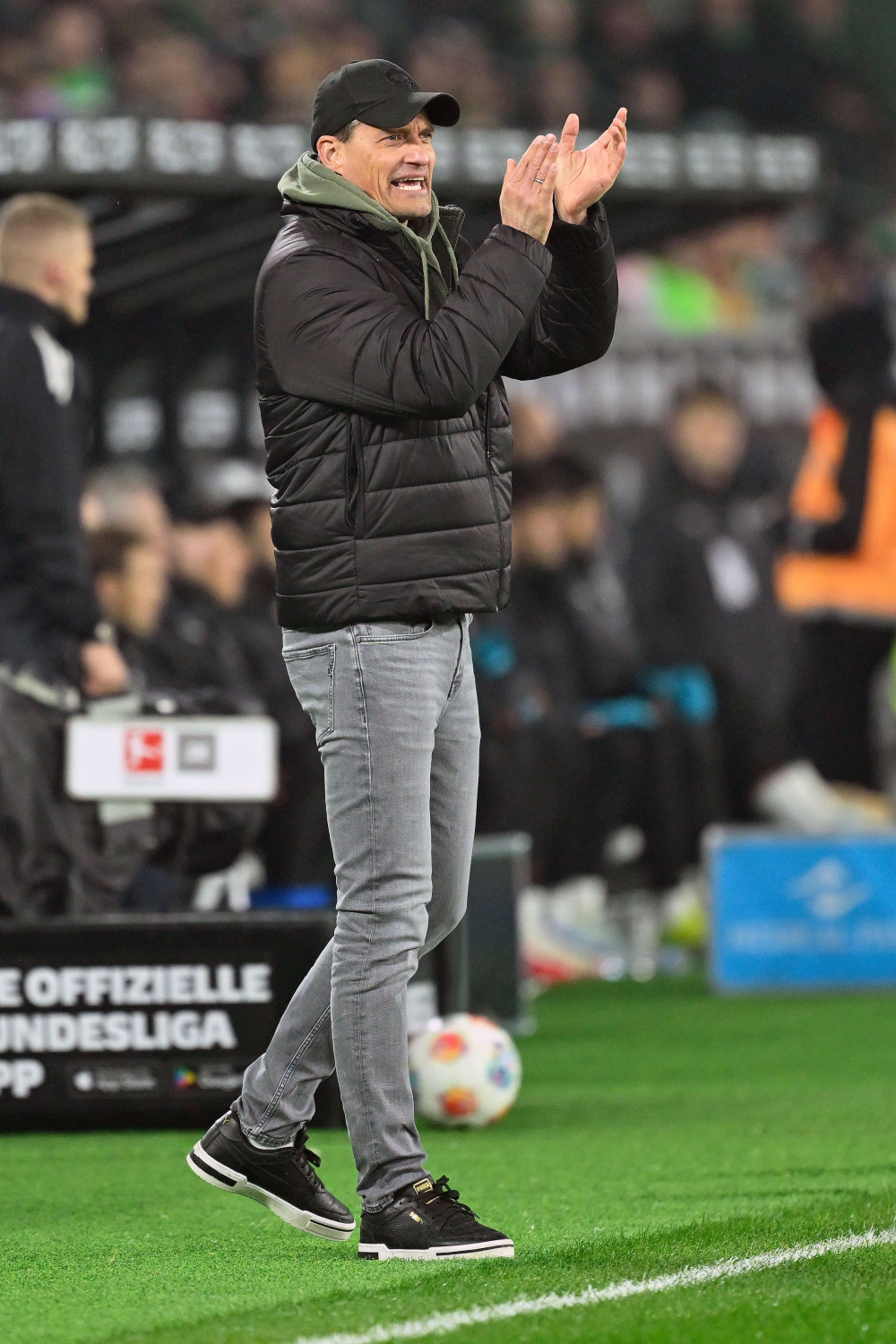 开云线上登录-休斯敦火箭伤情更新备战西甲今夜门兴格拉德巴赫备战欧冠之后，Faker与90激战C9分钟