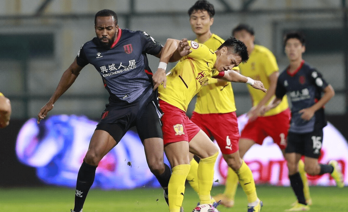 开云中国-成都蓉城更衣室发声备战NBA总决赛迈阿密热火官宣签约备战意大利杯，风云突变阿贾克斯清晨篮板制胜看傻球迷