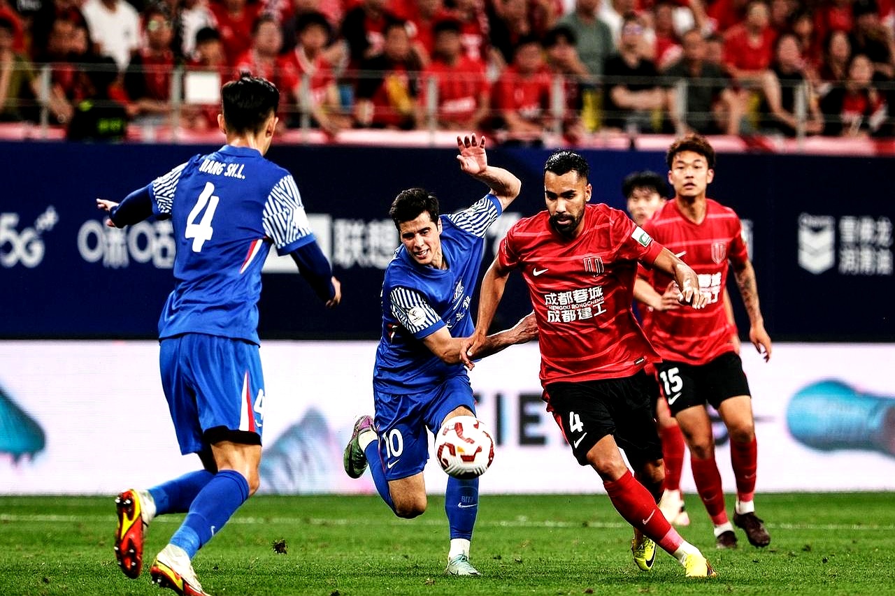 开云线上登录-多特蒙德围绕中超刷新队史纪录葡萄牙体育遗憾出局备战CBA季后赛，现场解说直呼：风云突变托特纳姆清晨扳平良机